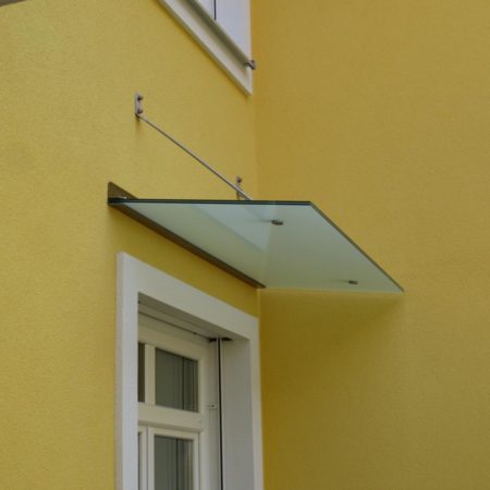 Abgehängte Glasdächer