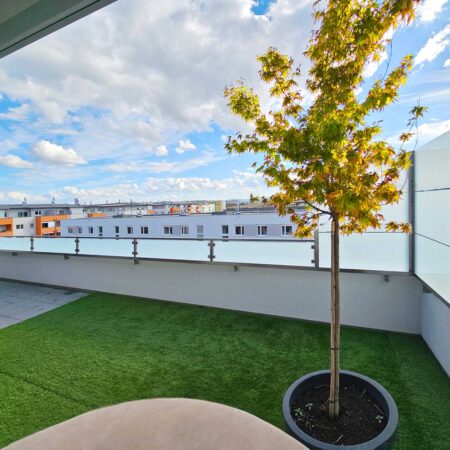 Terrassengeländer und integrierter Sichtschutz